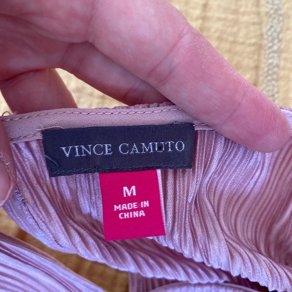 Vince Camuto Bell-Sleeve Pleated Pink Blouse - Picture 11 of 12